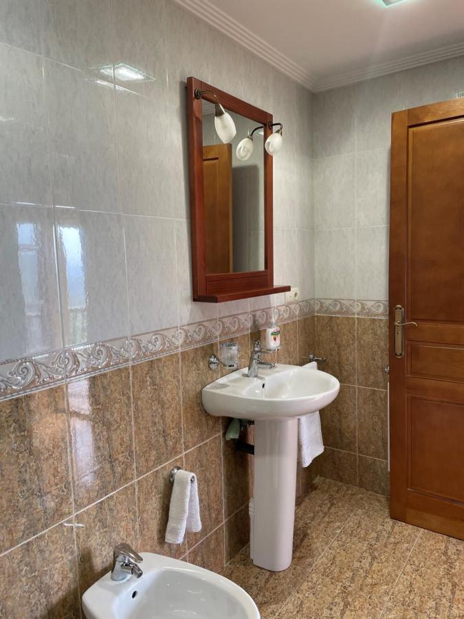 Apartamentos Rurales Casa Pajulon Тинео Екстериор снимка